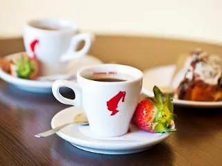Linovo With Free Parking 3* ريغا